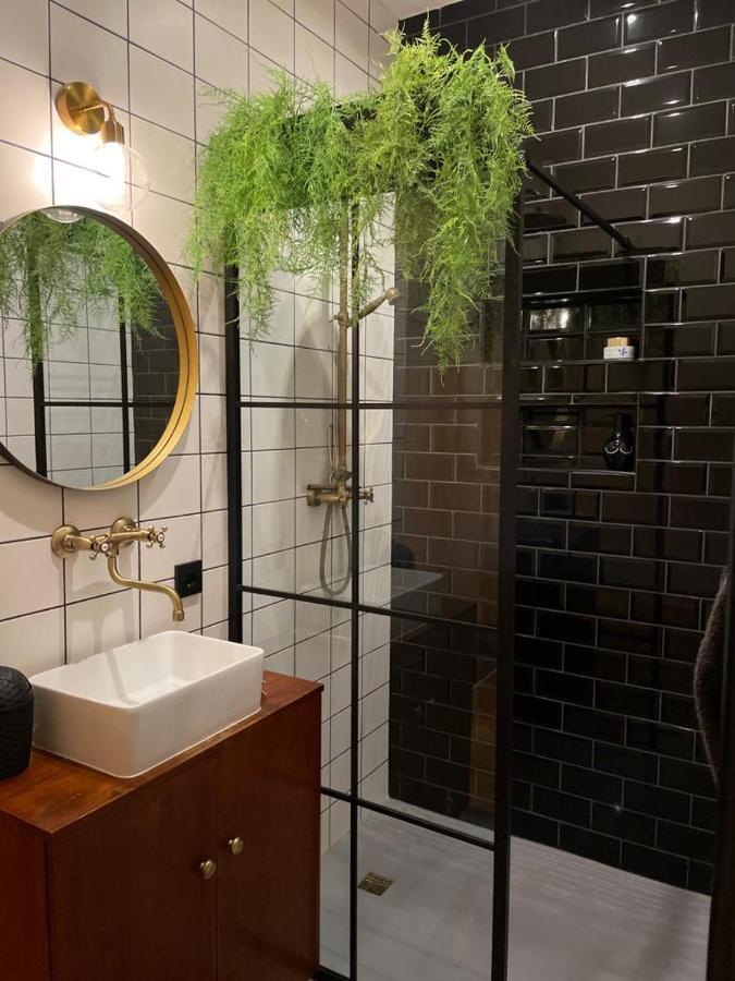 B&B Gasthuisstraat Доккум Экстерьер фото
